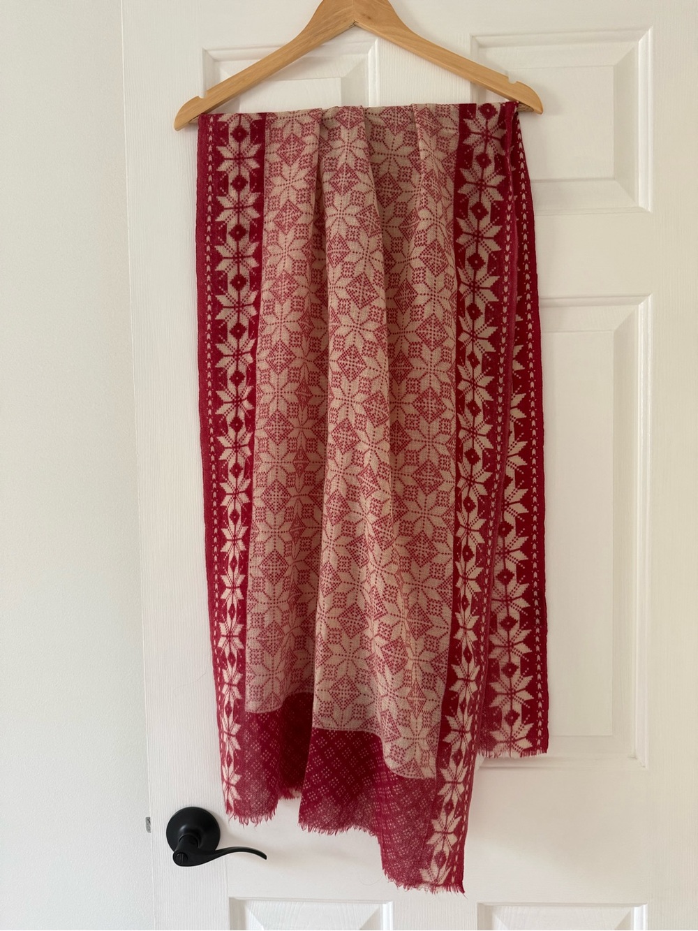 Epice copenhague Paris wool stole scarf wrap crimson and cream AS IS